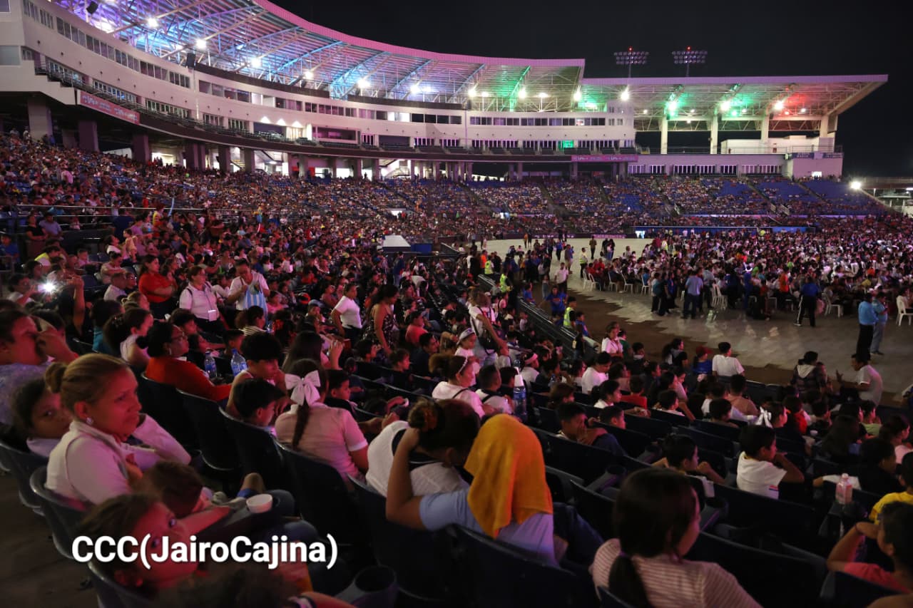 Estadio-Soberan&iacute;a--(50)