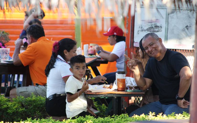 Salvador-Allende--(7)