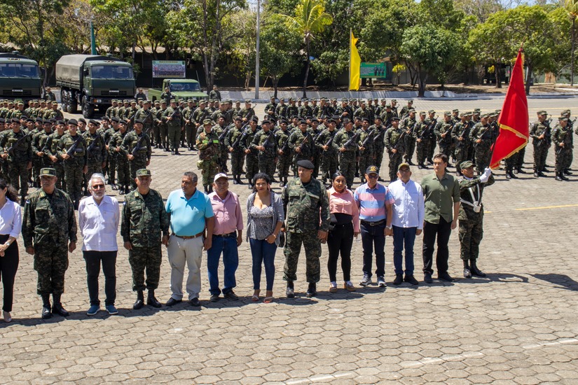 Ej&eacute;rcito de Nicaragua--(22)