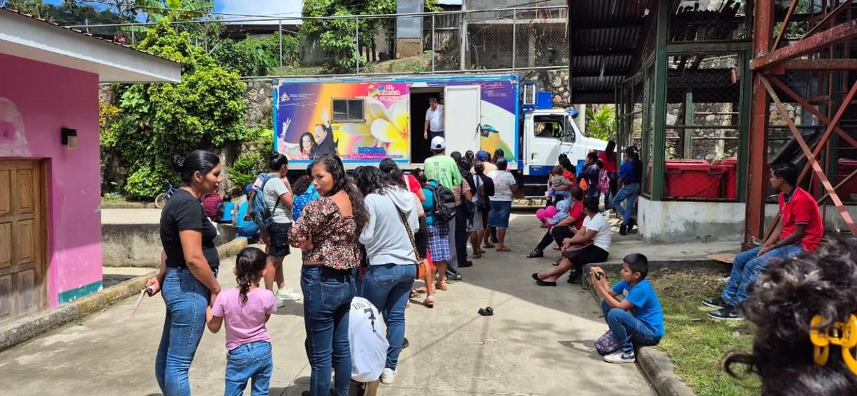 Ferias-de-salud--(4)