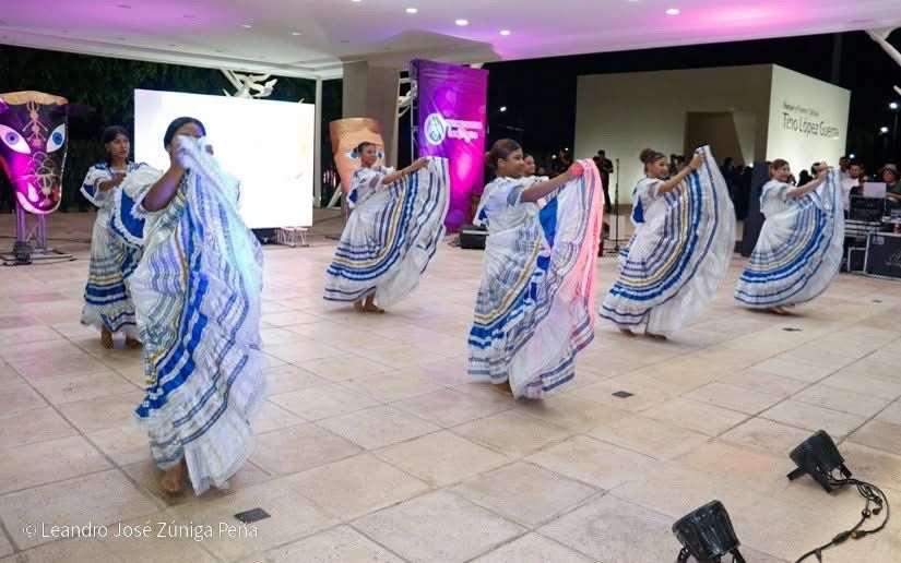 Danza--(13)