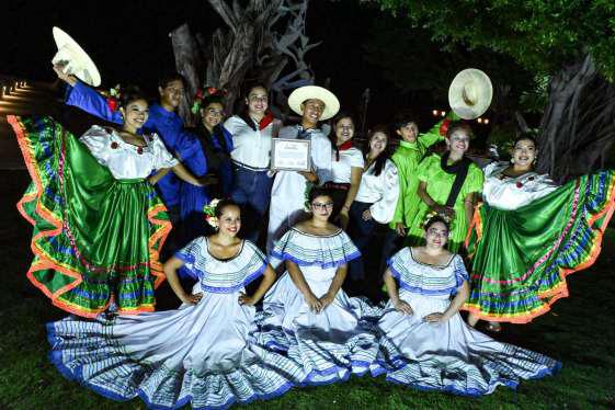 Danza--(32)