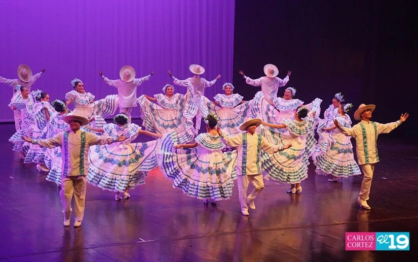 BALLET-(24)