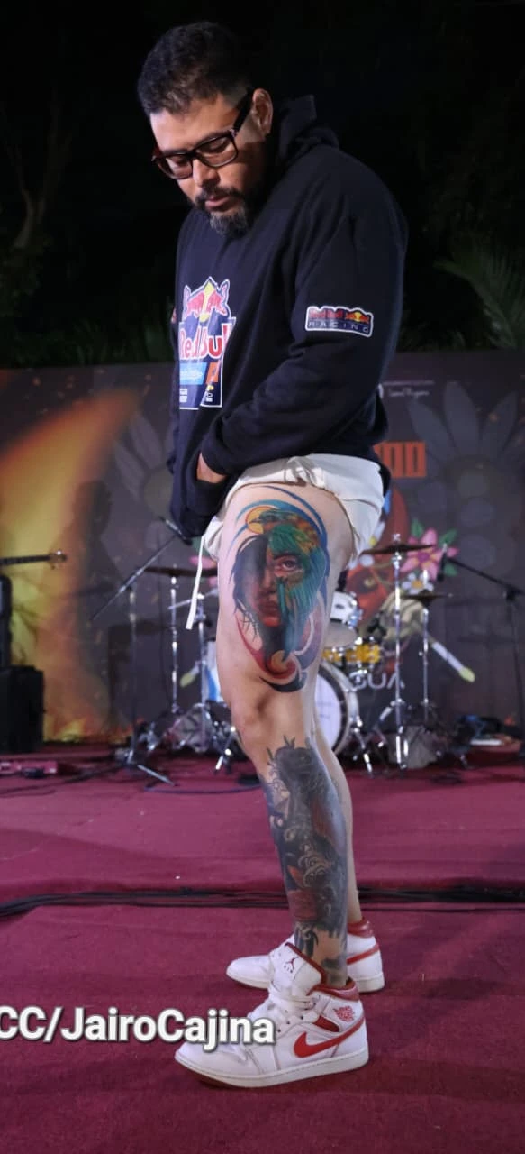 EXPO-(18)