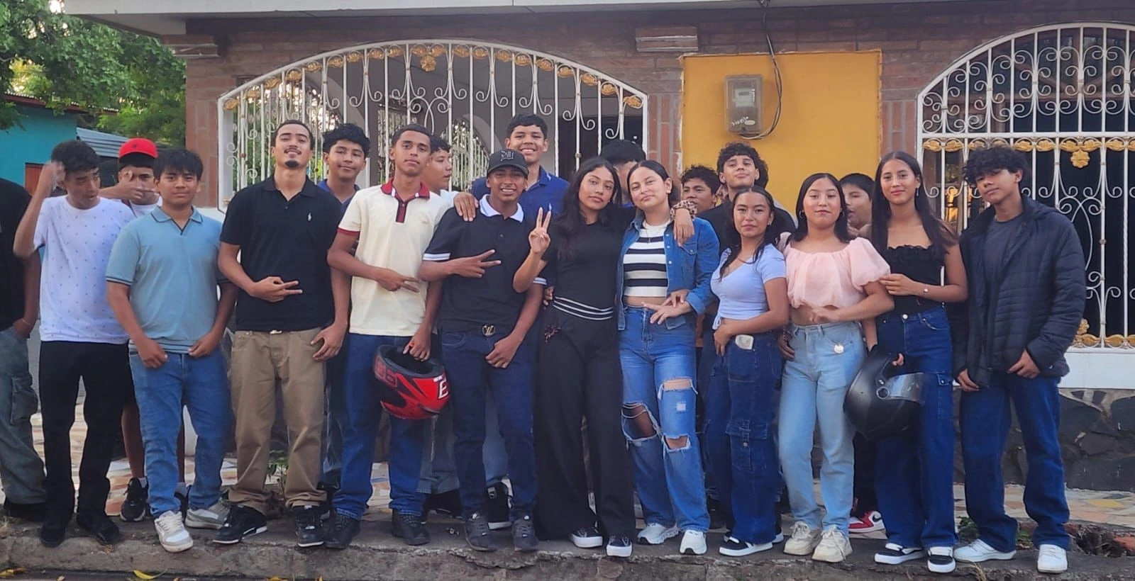 CARAZO8