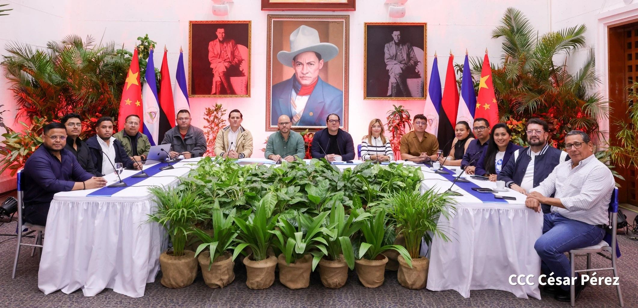 MEDIOS8