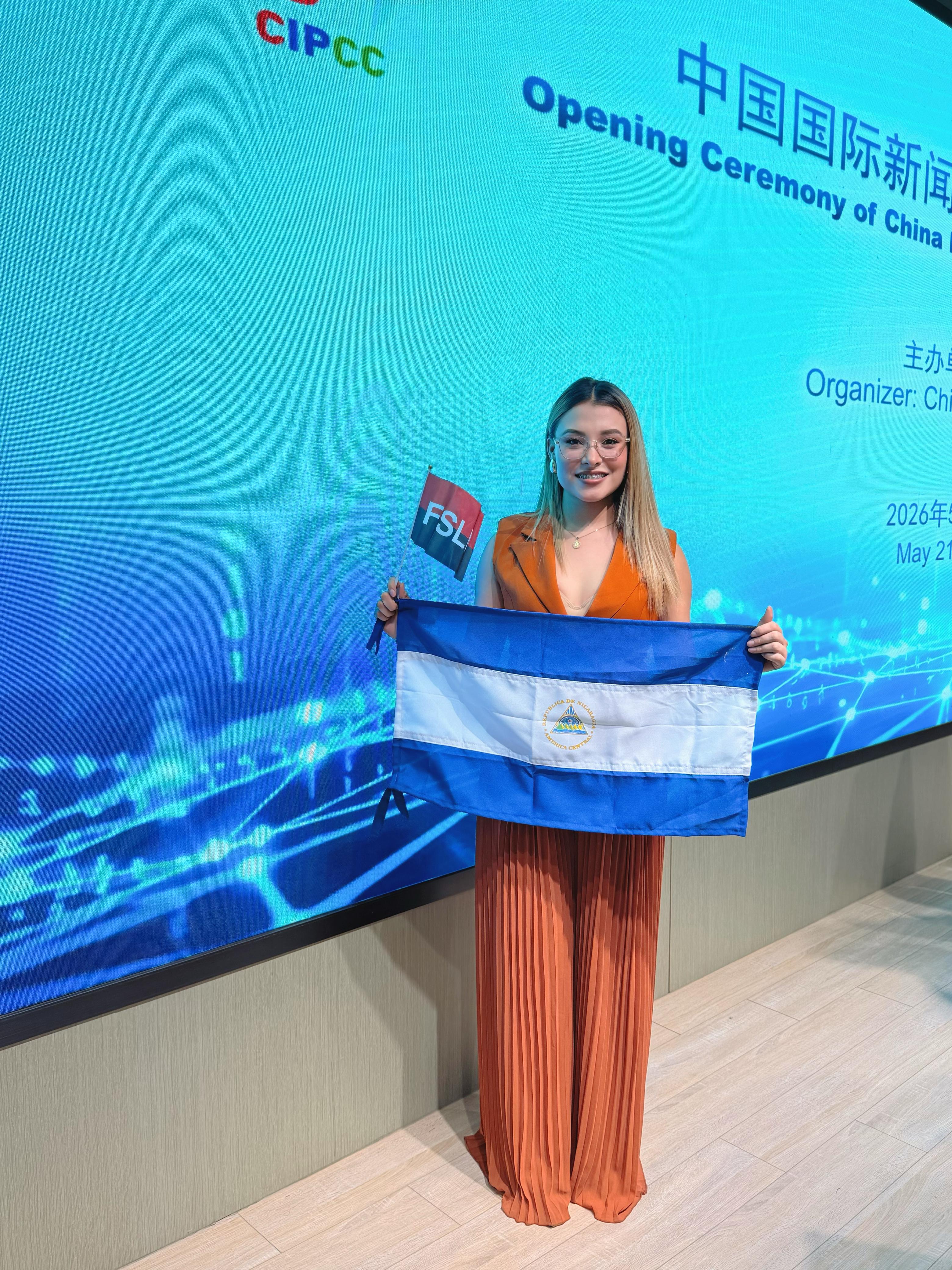Comunicadora-China-2