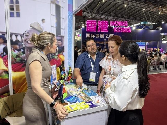 CHINA8