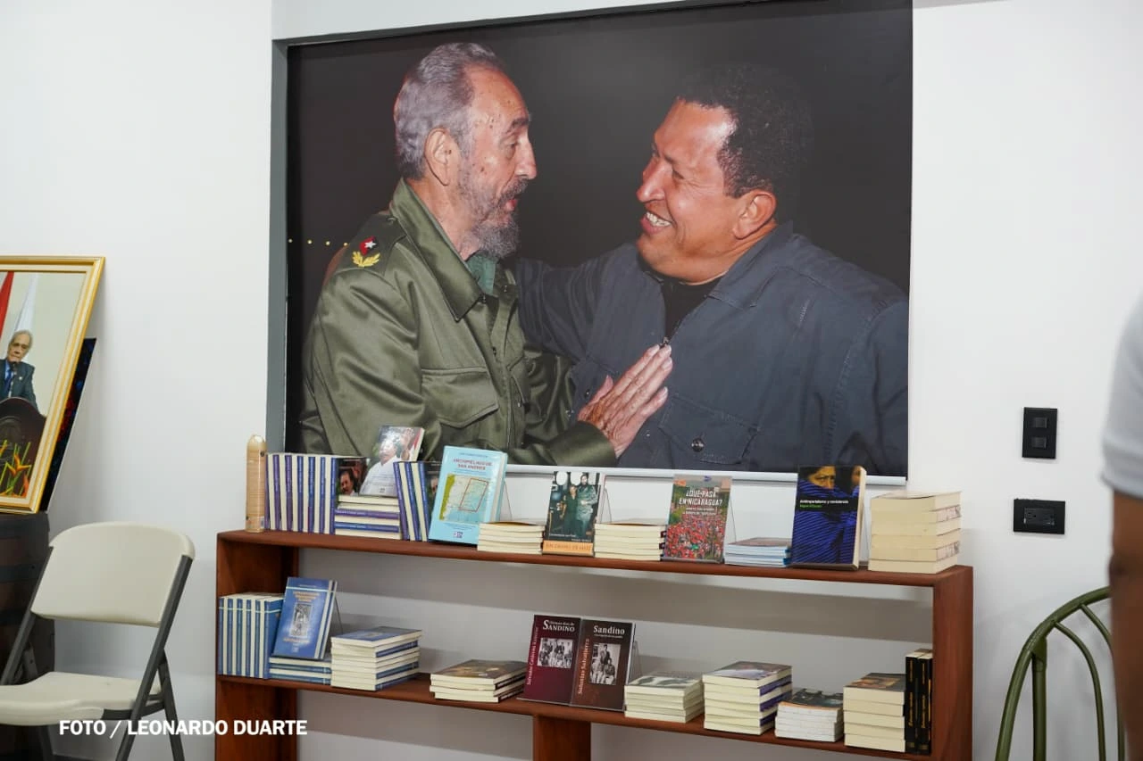 LIBRERIA14