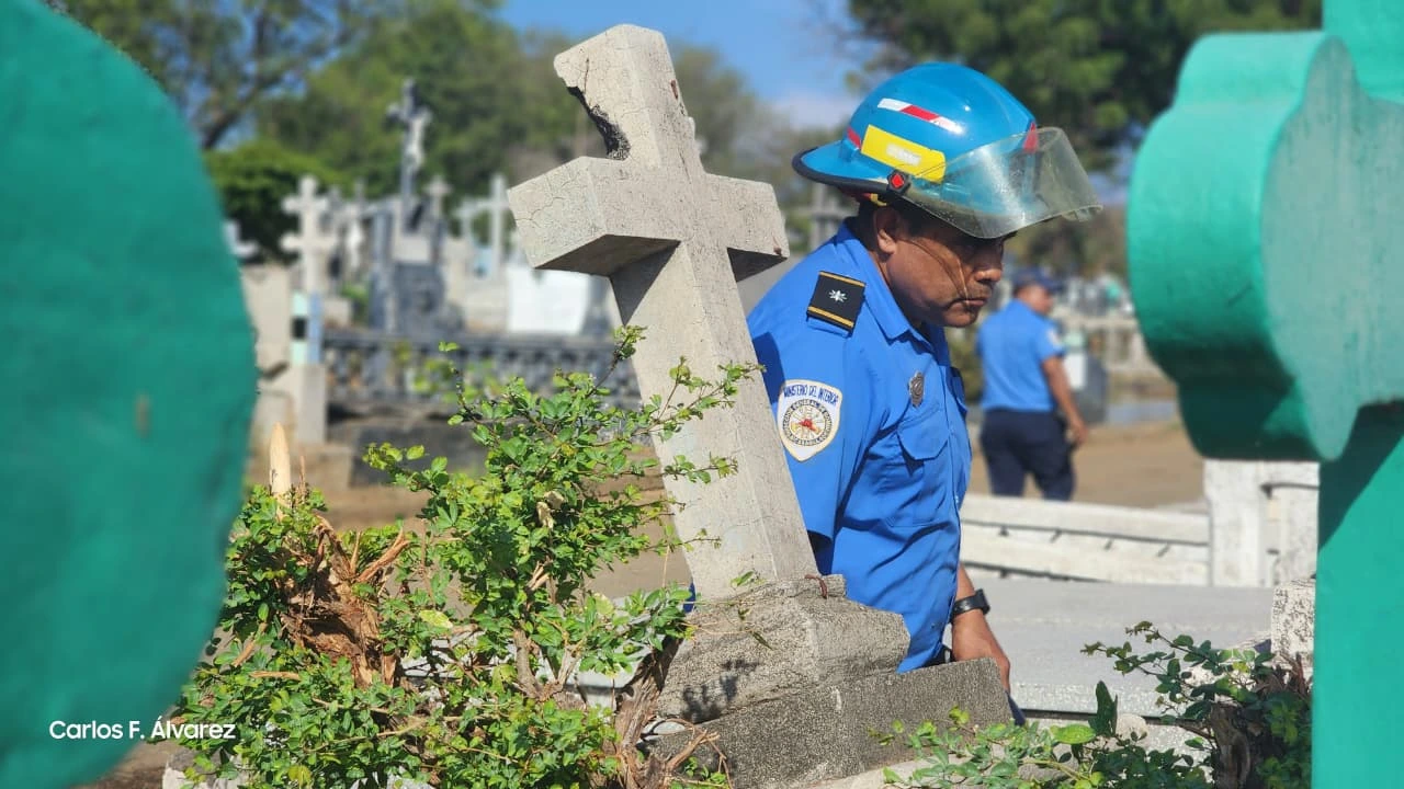 BOMBEROS-(2)