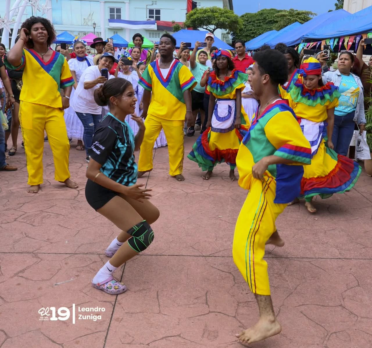 BAILES-(23)