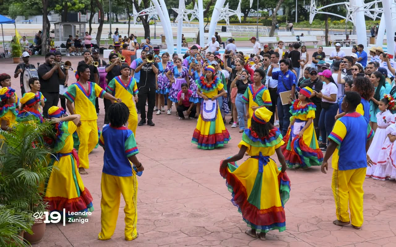 BAILES-(6)