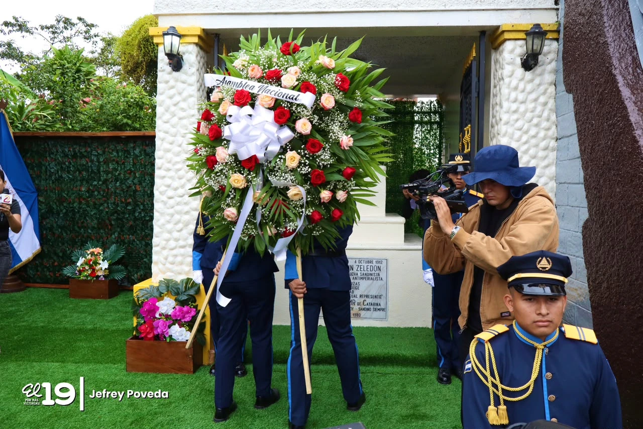 FLORES-(2)