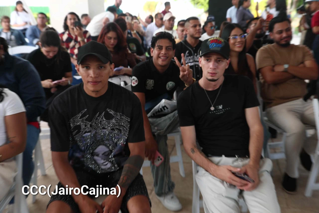 BELLACOS-(14)