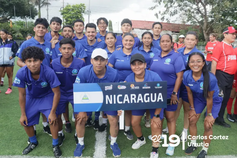HOCKEY-(14)