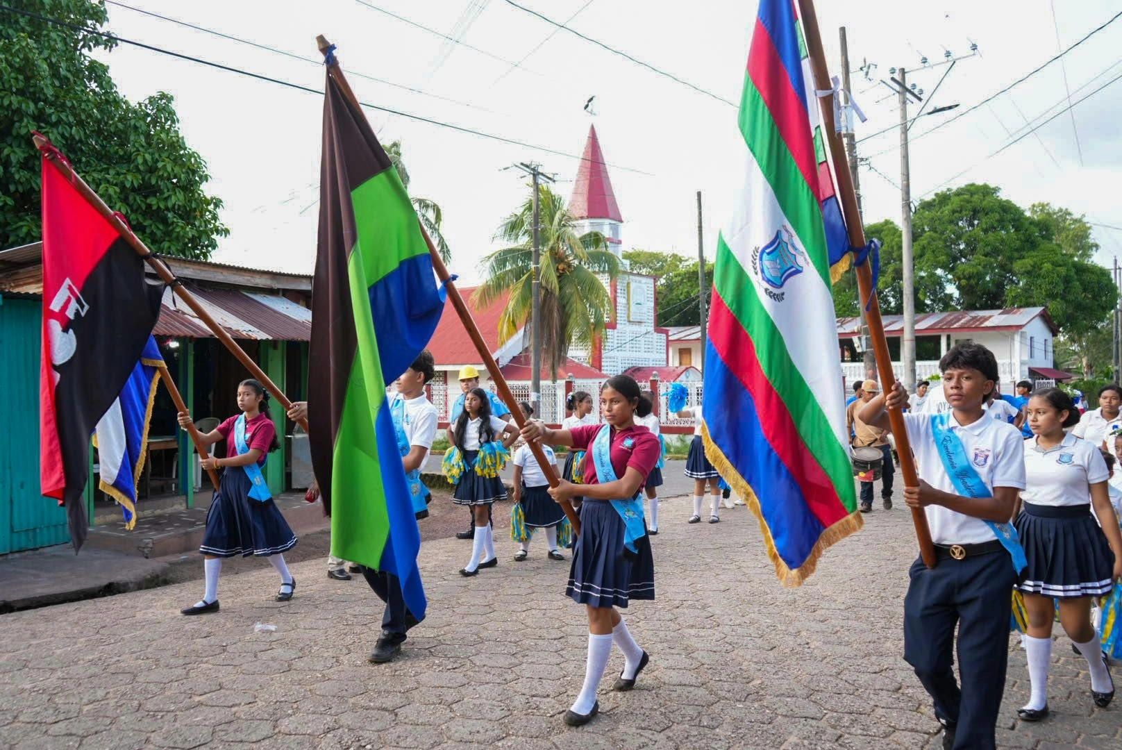BANDAS13