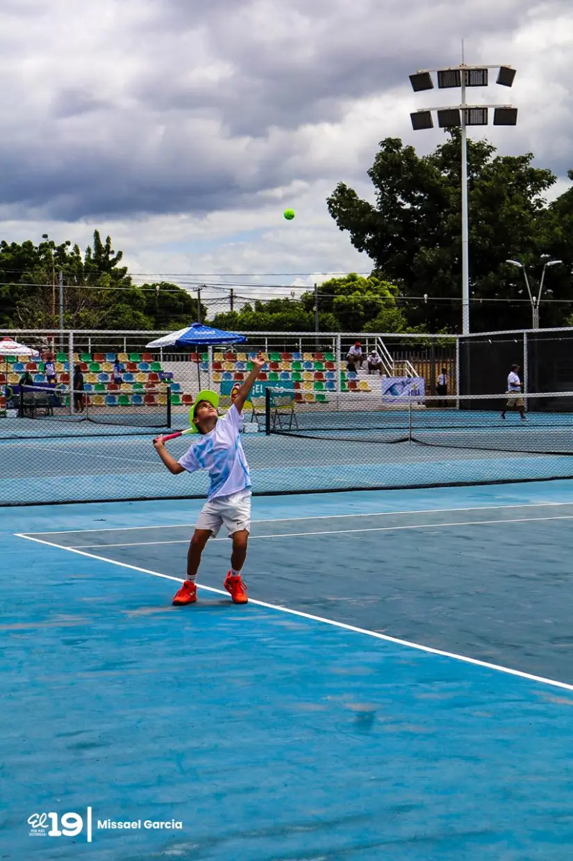 Juego-de-Tenis-24