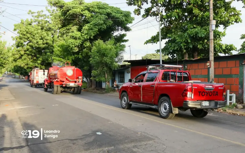 BOMBEROS--(1)