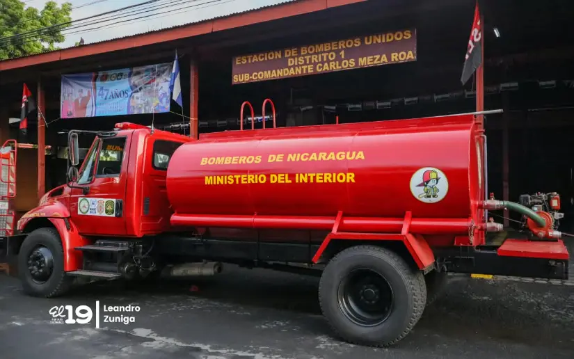 BOMBEROS--(14)