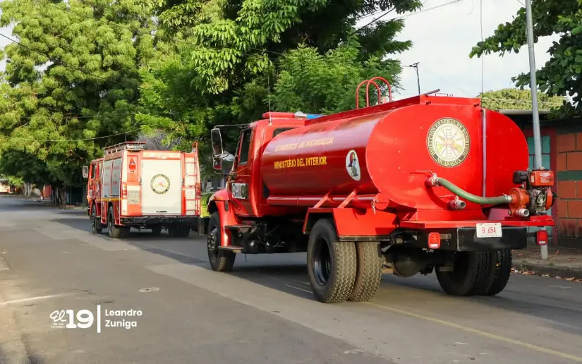 BOMBEROS--(4)