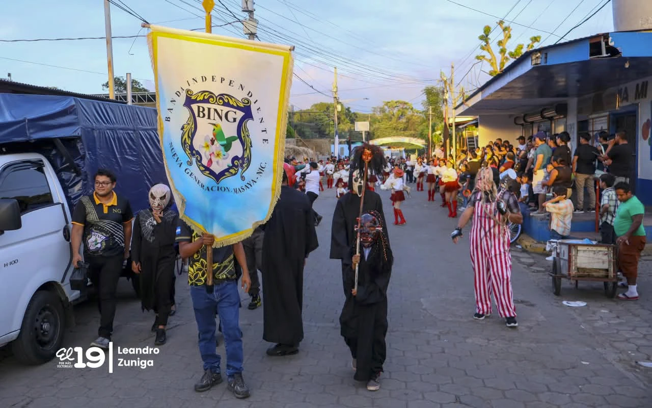 BANDAS-(40)