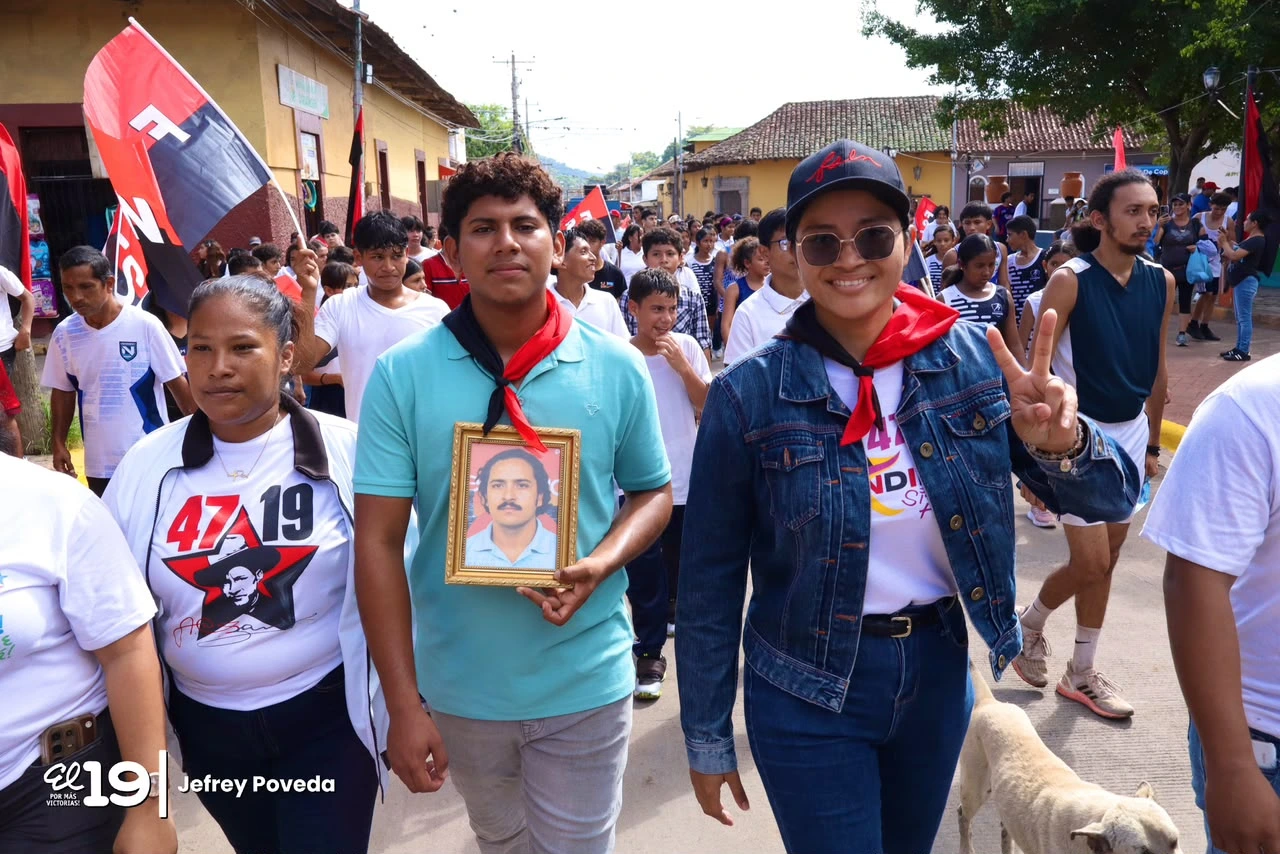 JUVENTUD-(15)