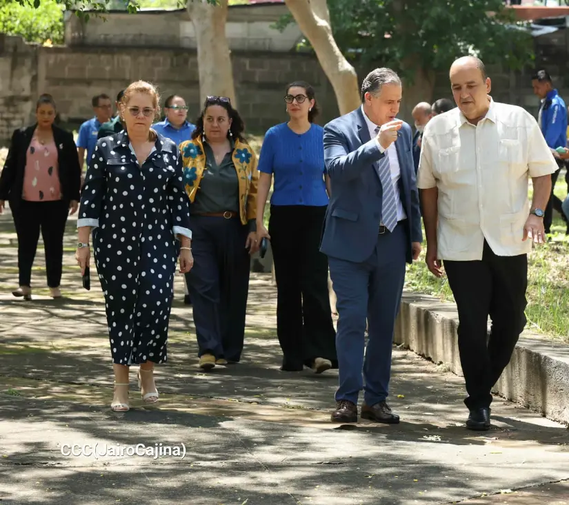 MANAGUA--(32)