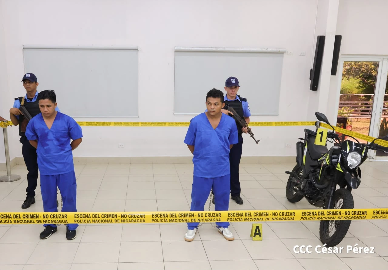 POLICIA8