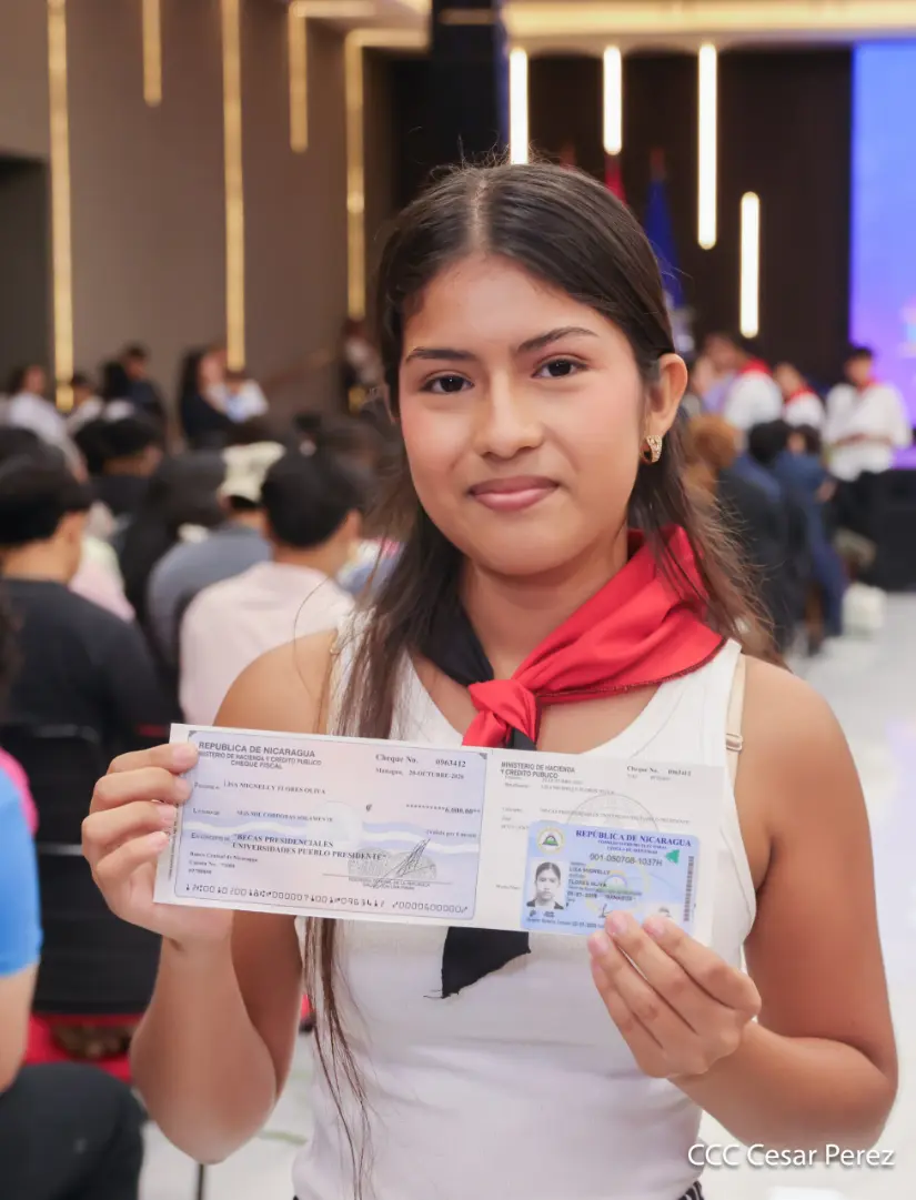 BECAS--(3)
