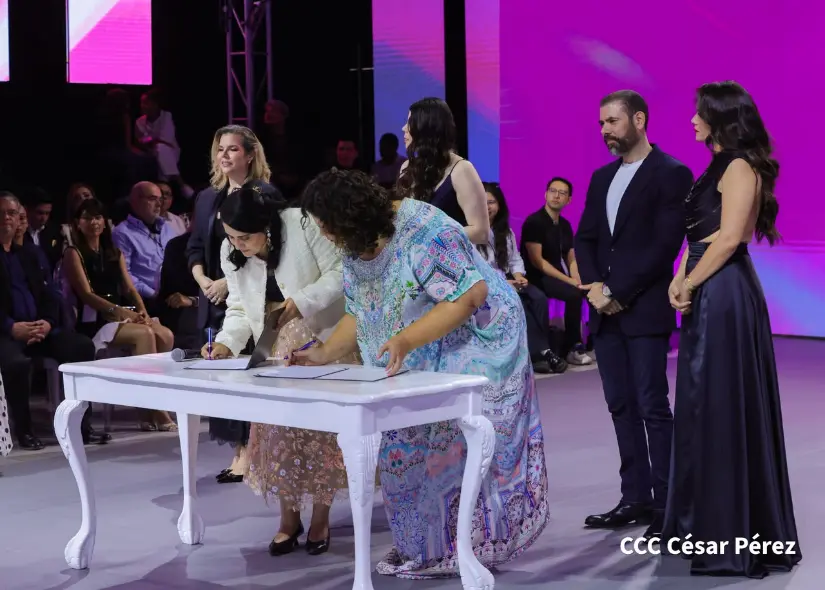 ND-INCANTO--(18)