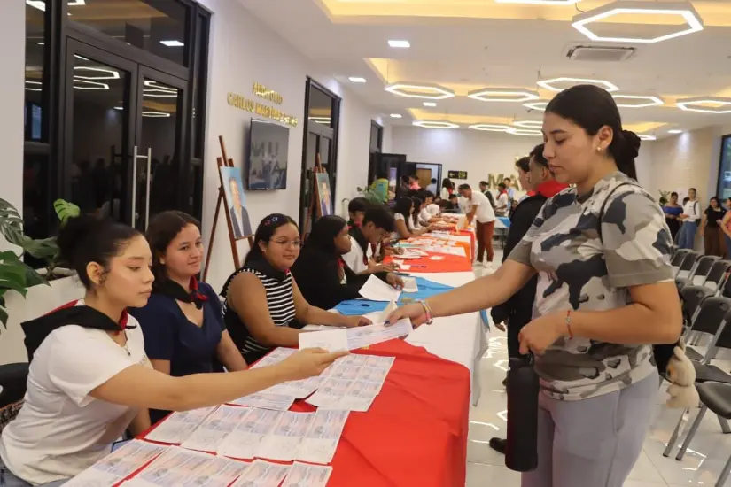 BECAS-(12)