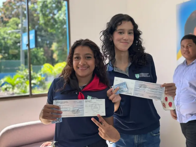 BECAS-(13)
