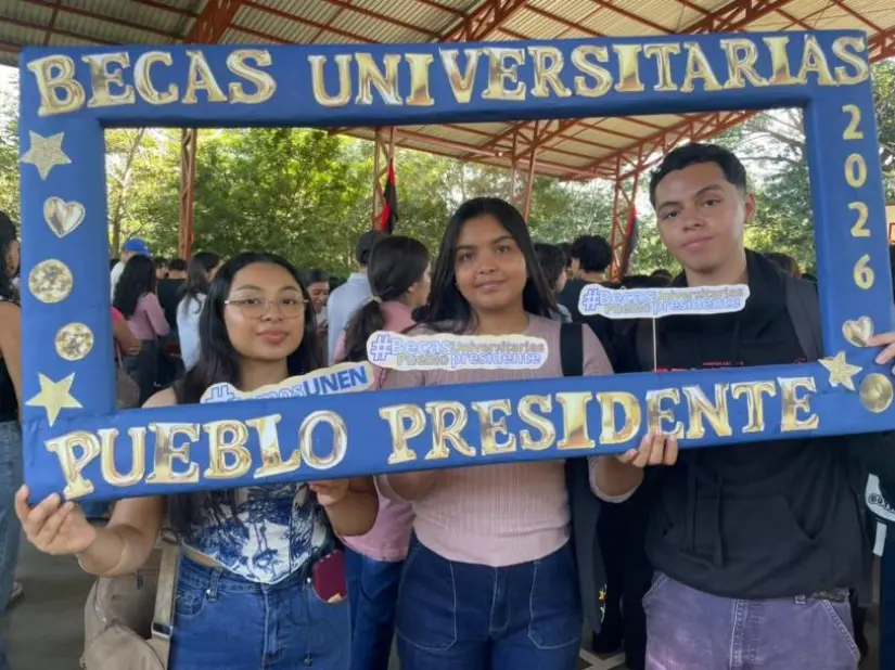 BECAS-(15)