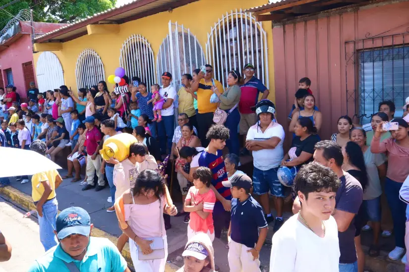 AGUIZOTES--(5)