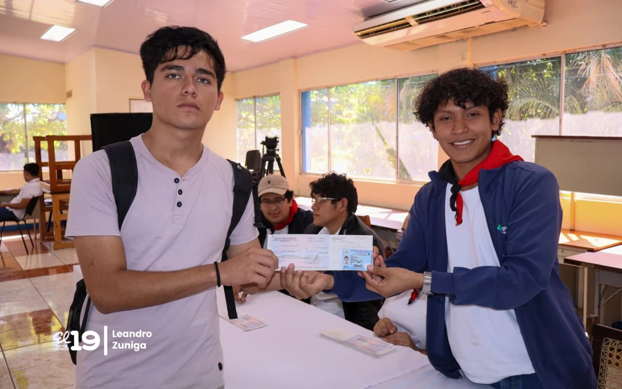 BECAS45