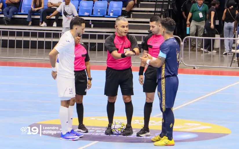 FUTSAL--(32)