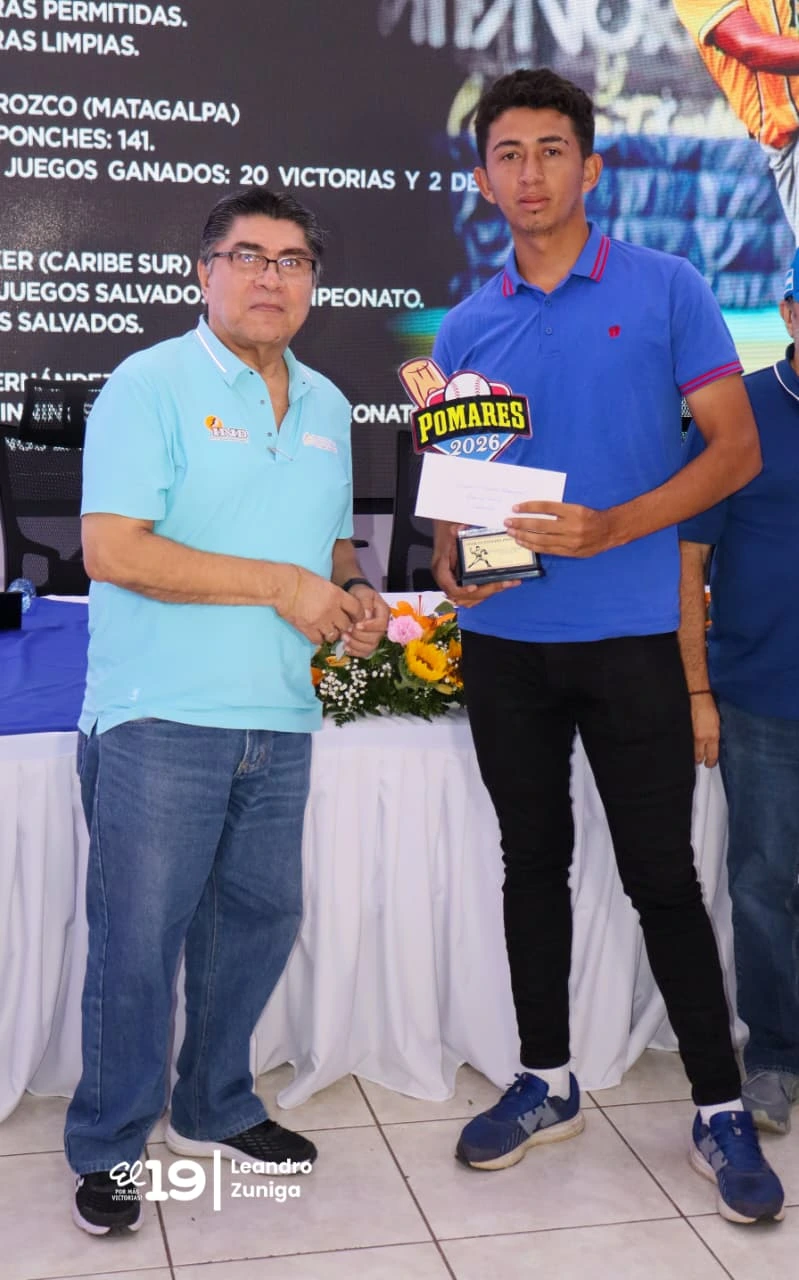 PREMIOS13