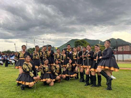 BANDAS17