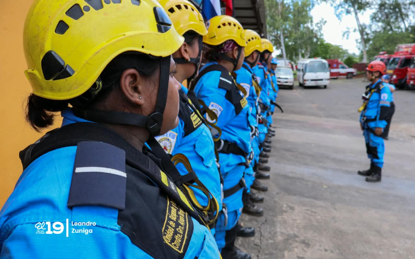BOMBEROS-35