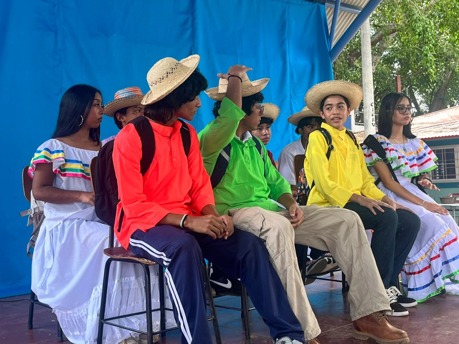 HUIPIL6