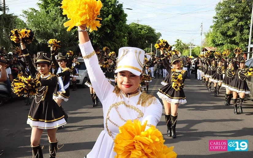 DESFILE-(1)