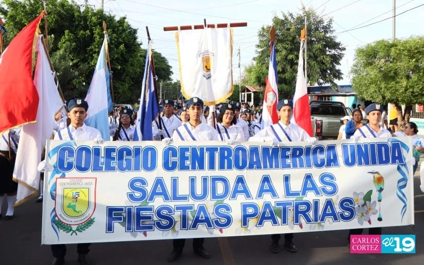 DESFILE-(20)