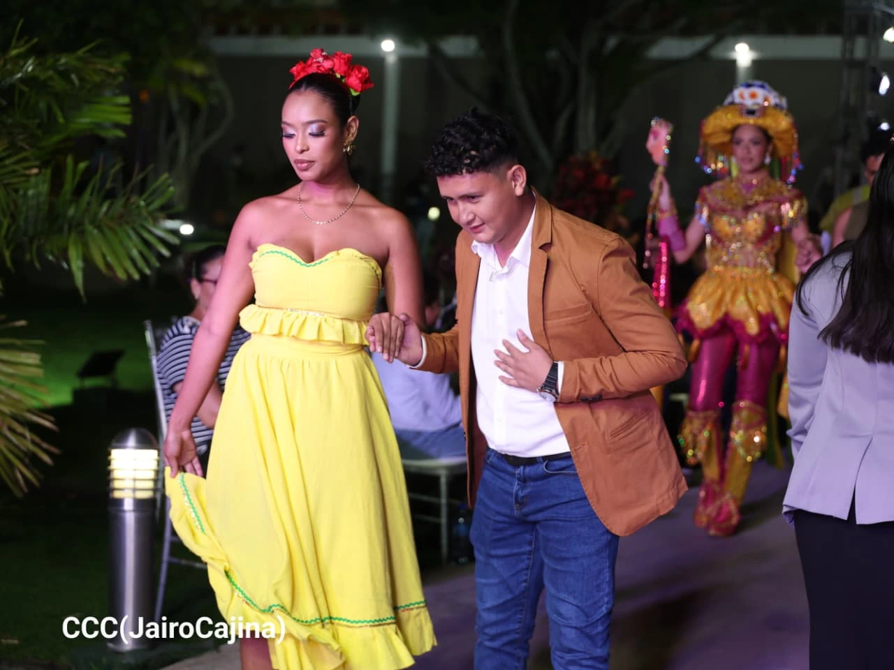 HUIPIL-(44)