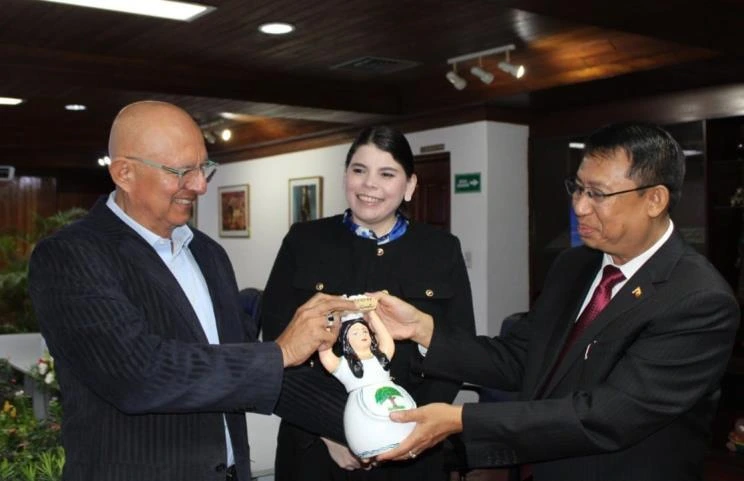 MYANMAR-(8)
