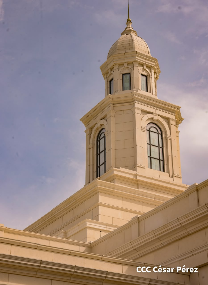 IGLESIA--(24)
