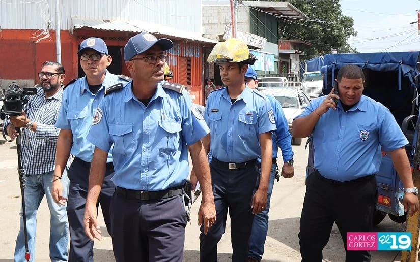 BOMBEROS12