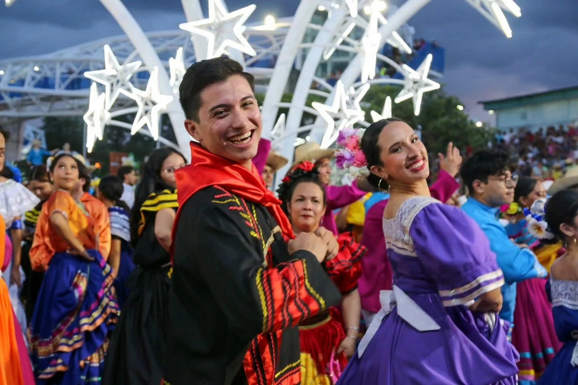 HUIPIL10