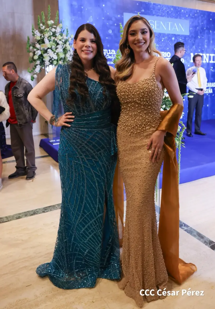 REINAS--(23)