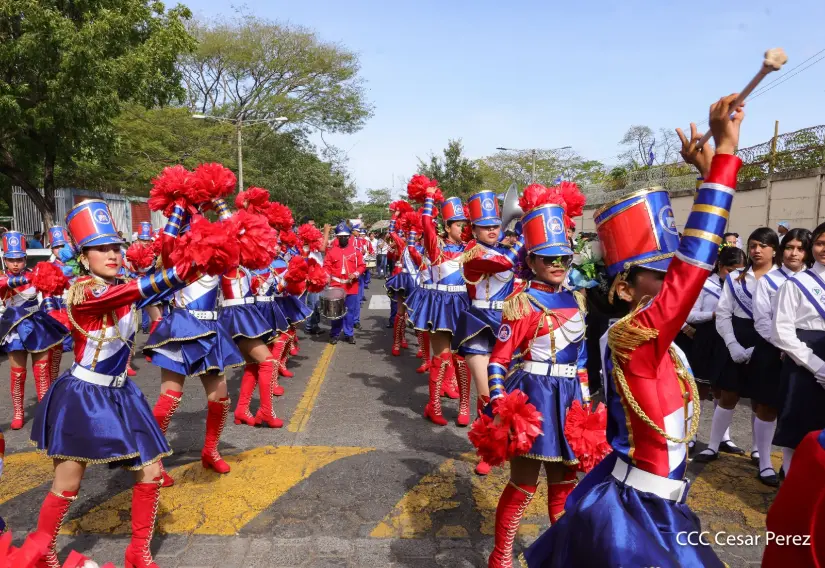 Desfile-Escolar-2