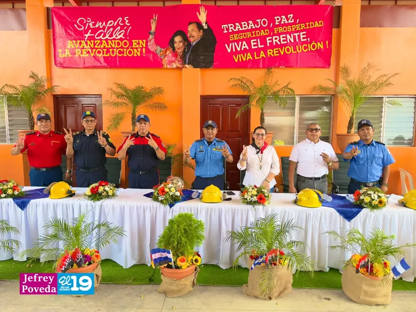 BOMBEROS-1